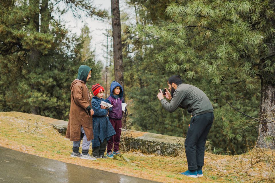 Budget Kashmir Family Trip - Srinagar, Gulmarg, Pahalgam