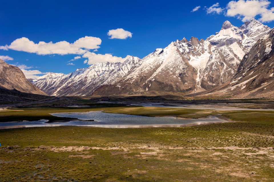 Kashmir & Ladakh Family Explorer - Srinagar, Gulmarg, Pahalgam, Leh, Nubra